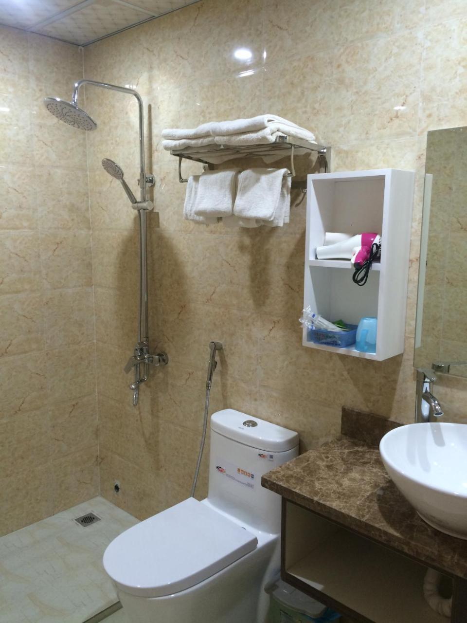 Khai Hoan Hotel Dong Van  Buitenkant foto