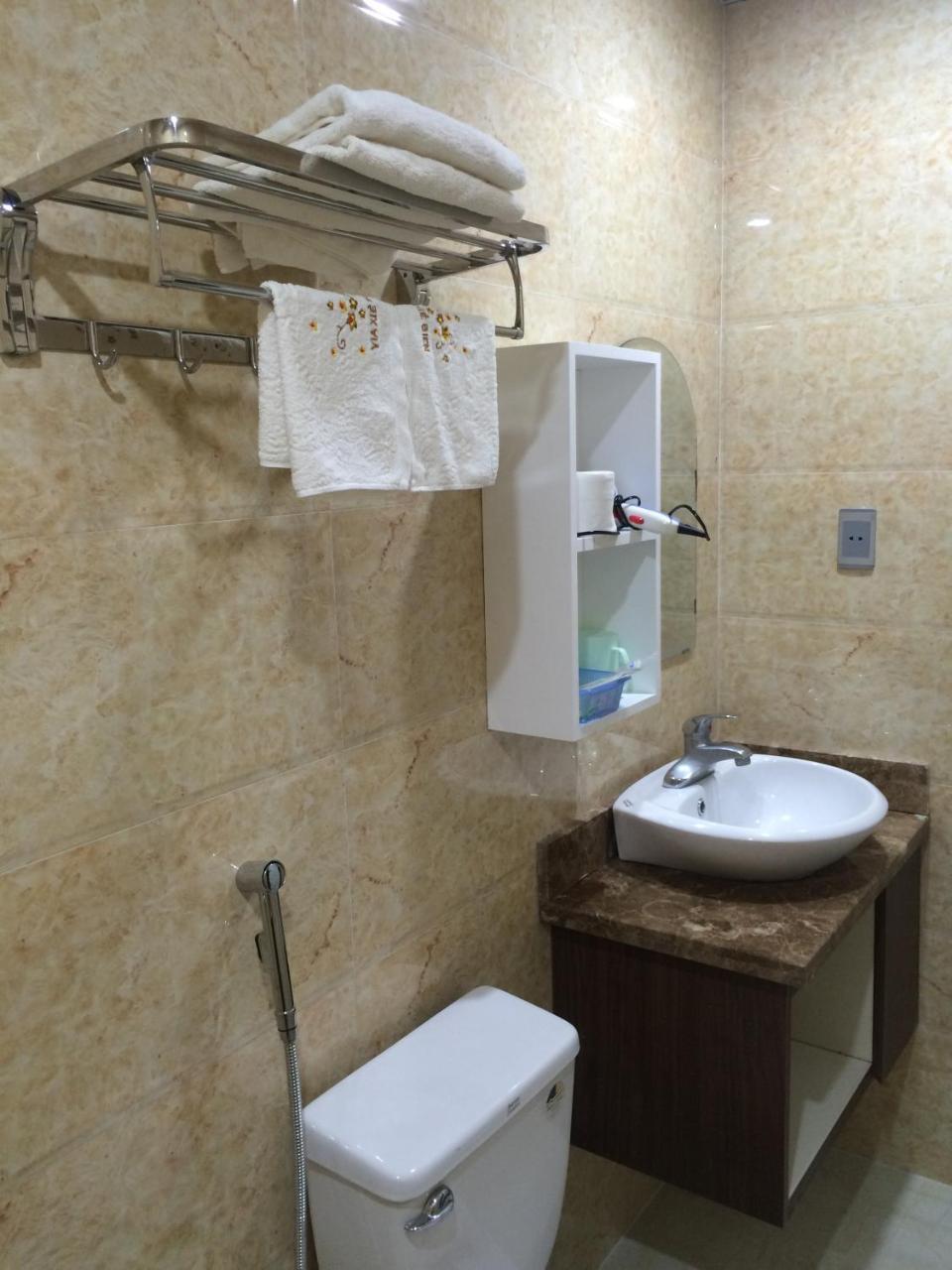 Khai Hoan Hotel Dong Van  Buitenkant foto